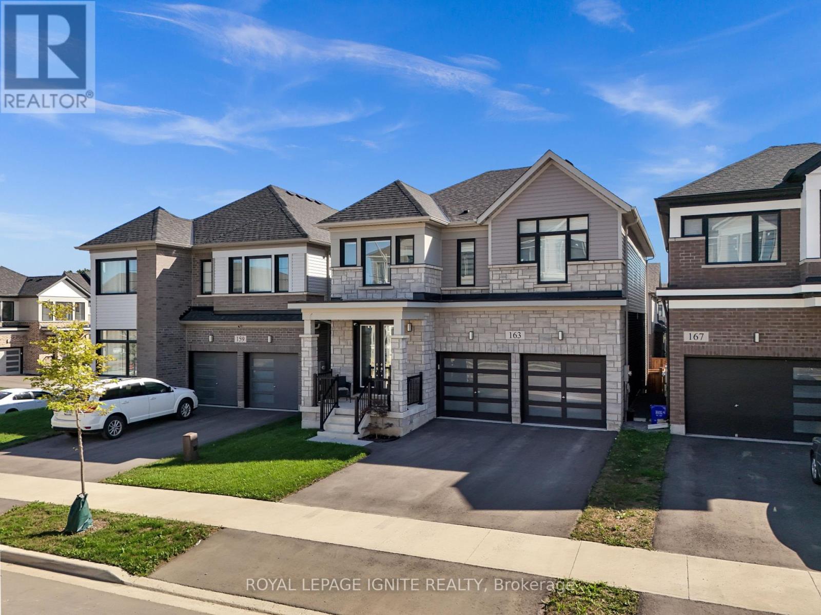Photo 47 of 163 Spitfire Drive, Hamilton ON