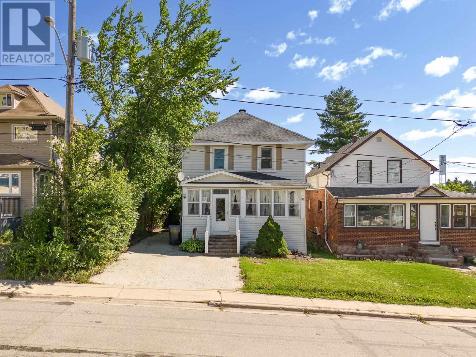 Photo 6 of 68 Pine St, Sault Ste Marie ON