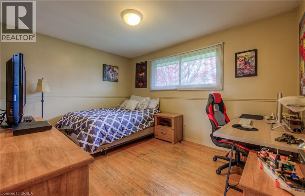 Photo 35 of 24 Allanton Boulevard, Brantford ON