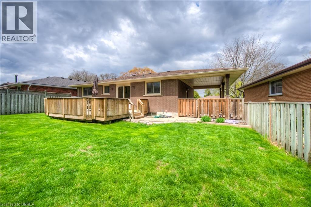 Photo 20 of 24 Allanton Boulevard, Brantford ON