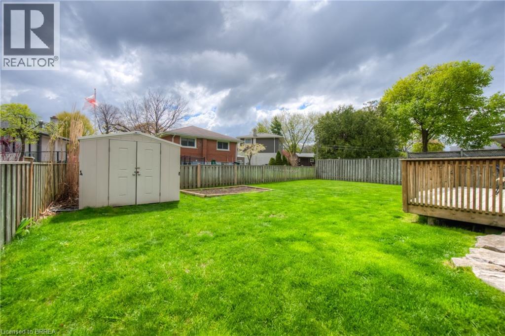 Photo 38 of 24 Allanton Boulevard, Brantford ON