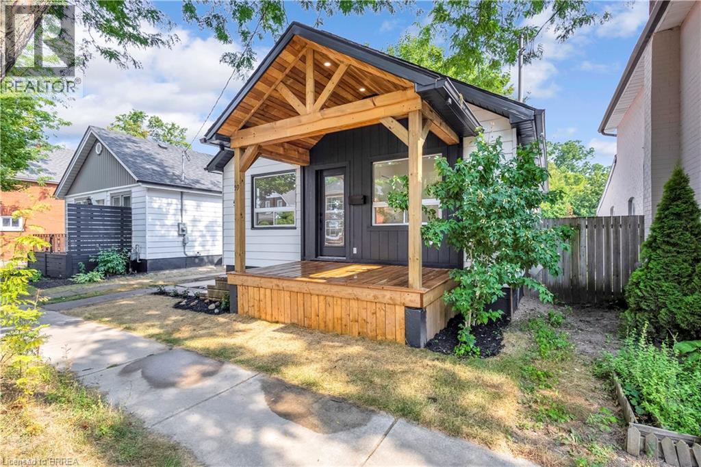 Photo 7 of 59 Eagle Avenue, Brantford ON