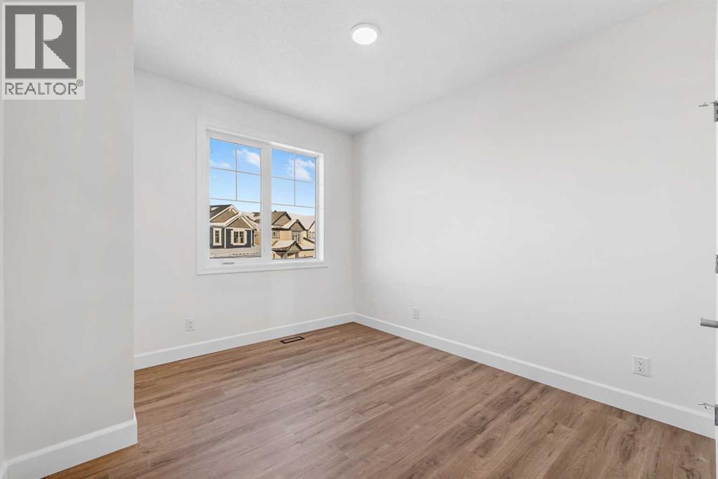 Photo 7 of 1059 Southwinds Green Sw, Airdrie AB
