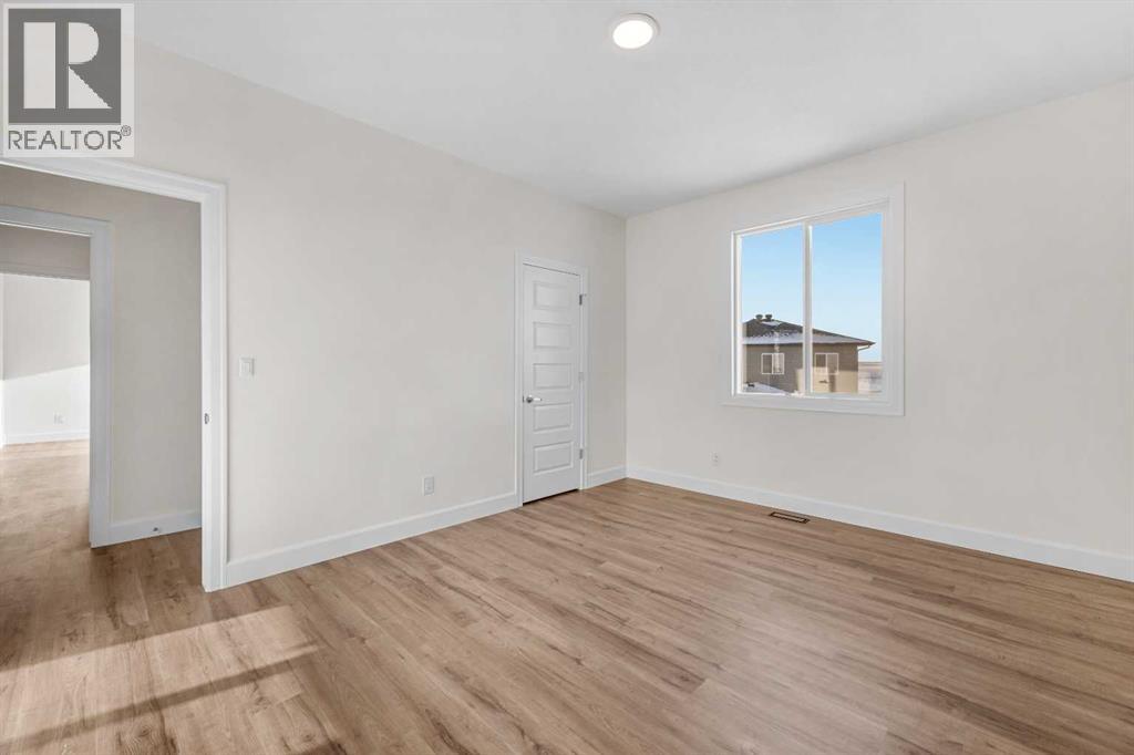 Photo 16 of 1059 Southwinds Green Sw, Airdrie AB