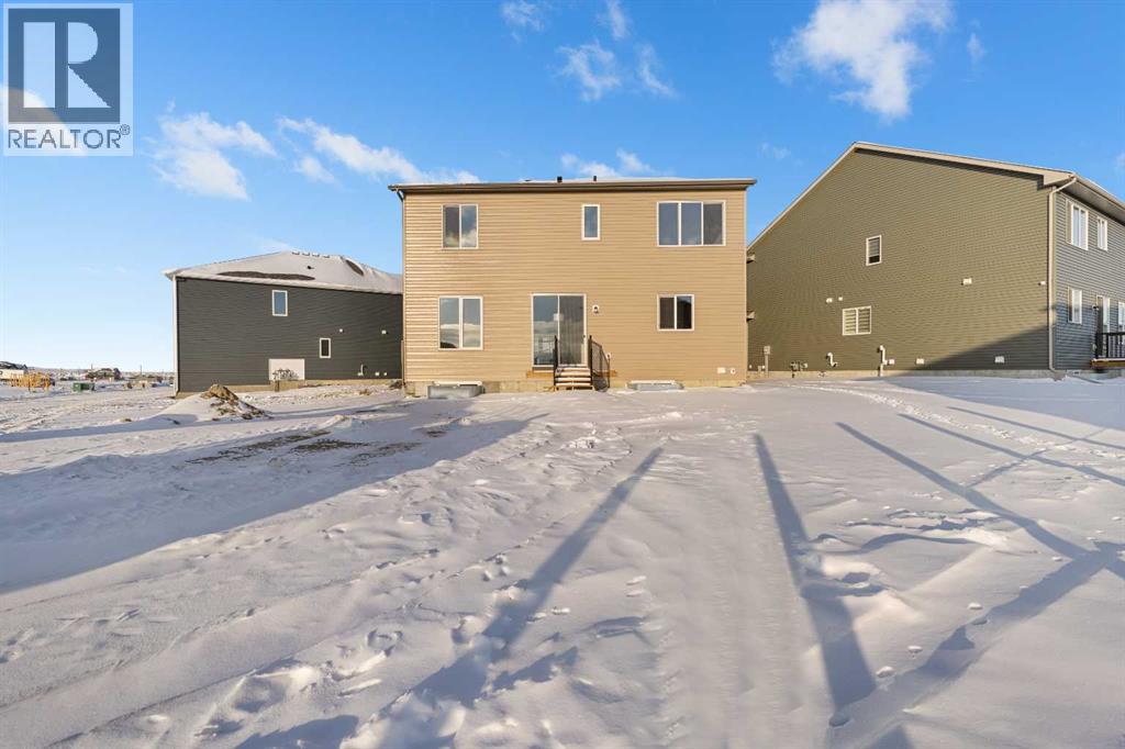 Photo 8 of 1059 Southwinds Green Sw, Airdrie AB