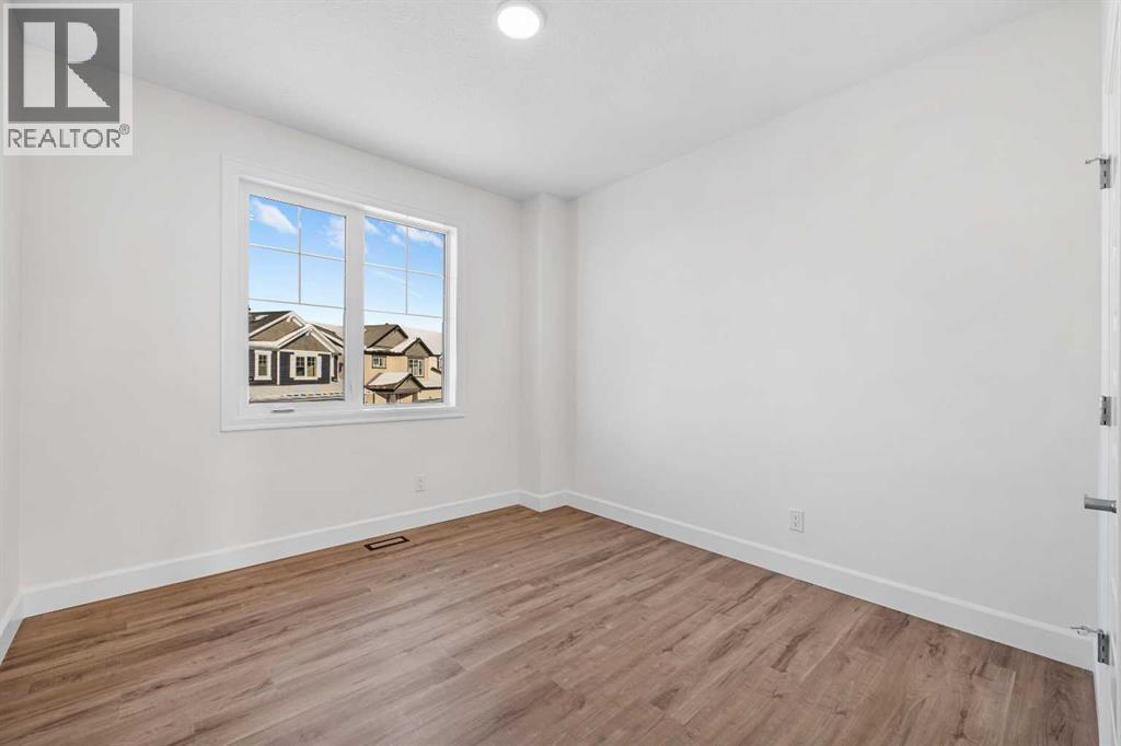 Photo 26 of 1059 Southwinds Green Sw, Airdrie AB
