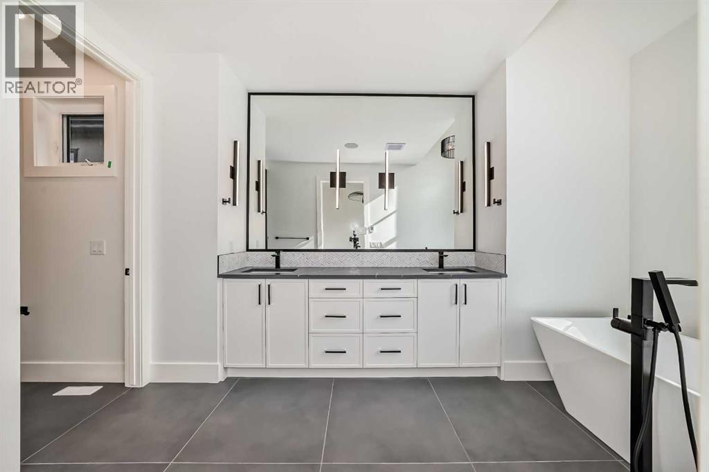 Photo 23 of 5008 21 A Street Sw, Calgary AB