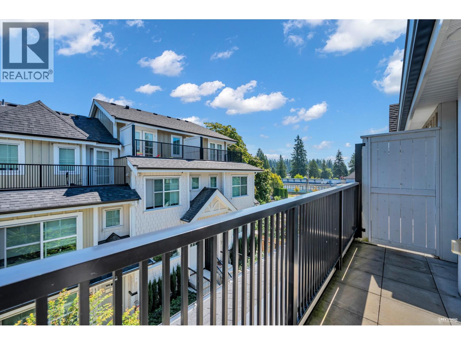 103 707 ROBINSON STREET, Coquitlam