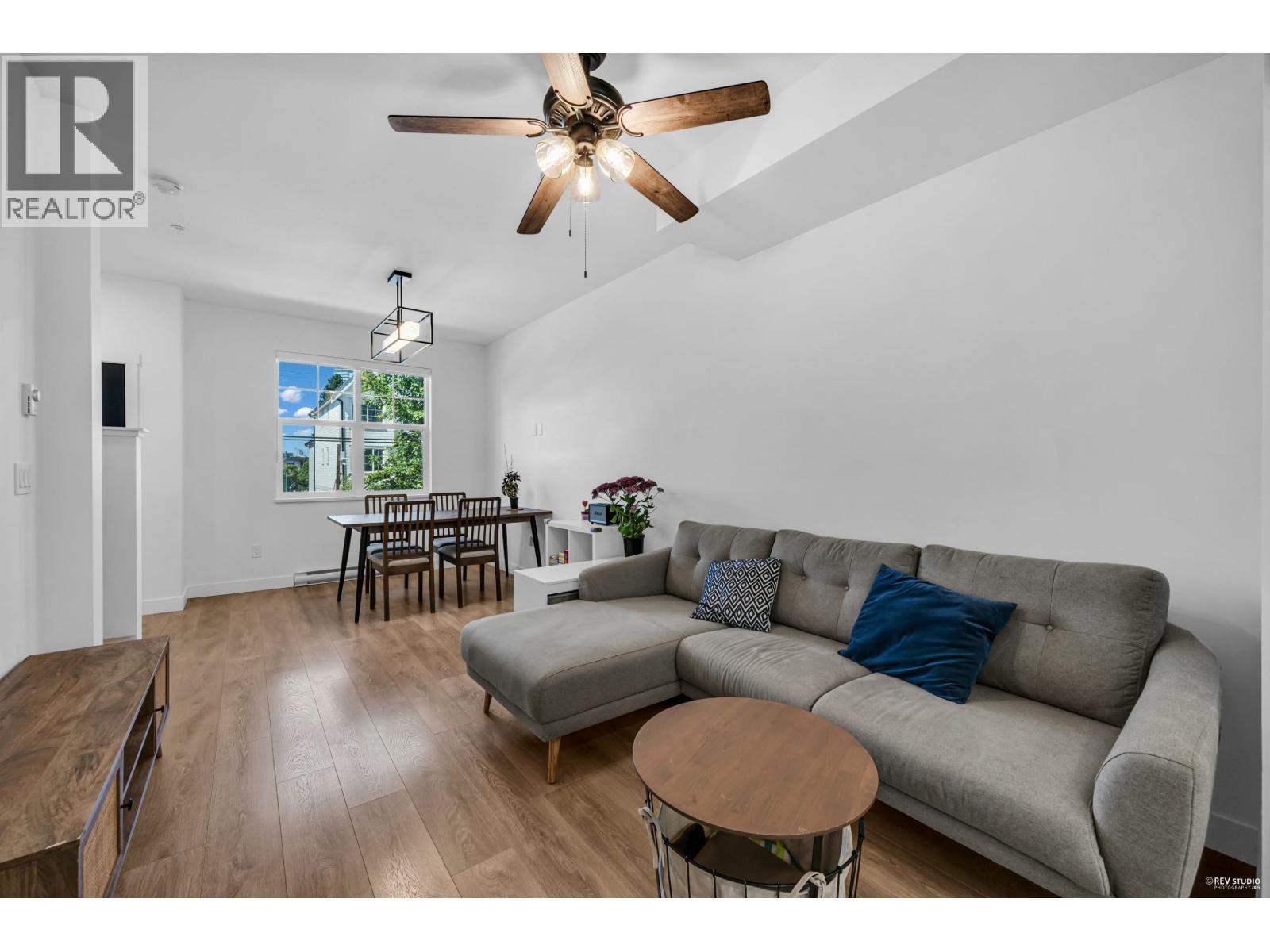 103 707 ROBINSON STREET, Coquitlam