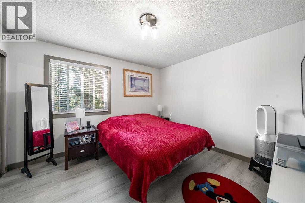 Photo 12 of 4409 33 Avenue Sw, Calgary AB