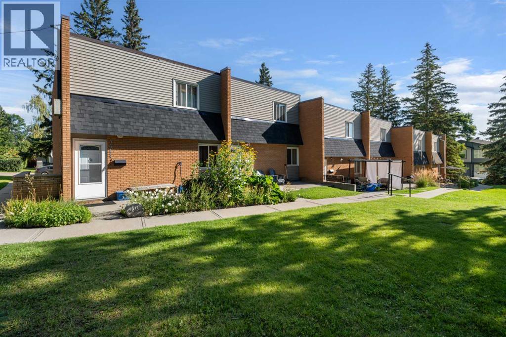 Photo 6 of 4409 33 Avenue Sw, Calgary AB