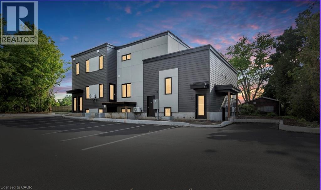 Photo 5 of 215 Raglan Street Unit 2, Woodstock ON