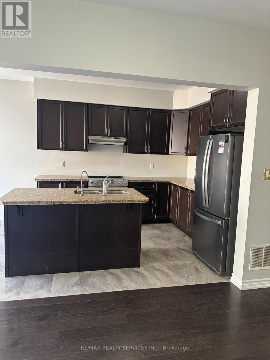 Photo 1 of 5 Hines Street, Brampton ON
