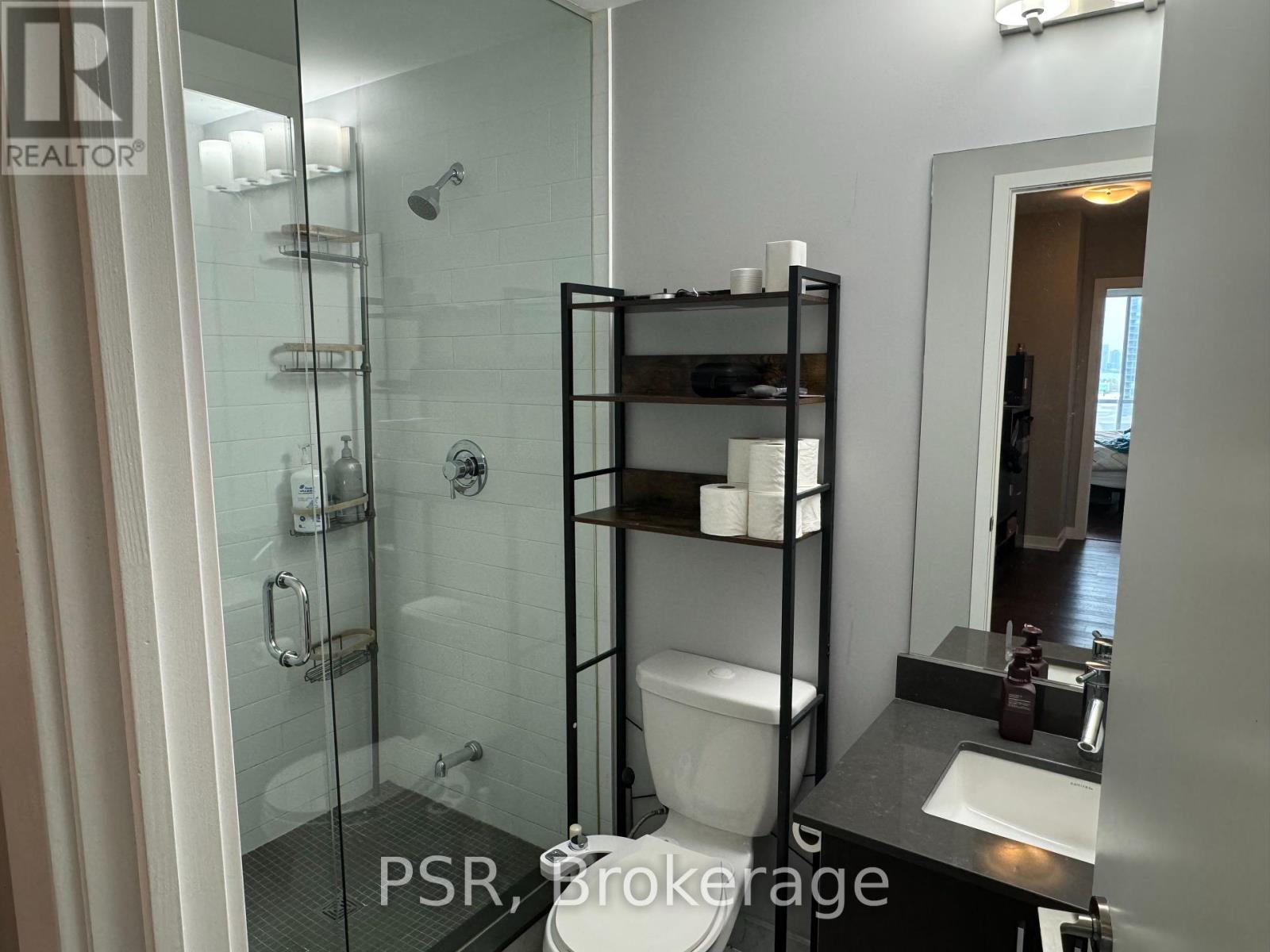 Photo 10 of 2703 20 Bruyeres Mews, Toronto ON