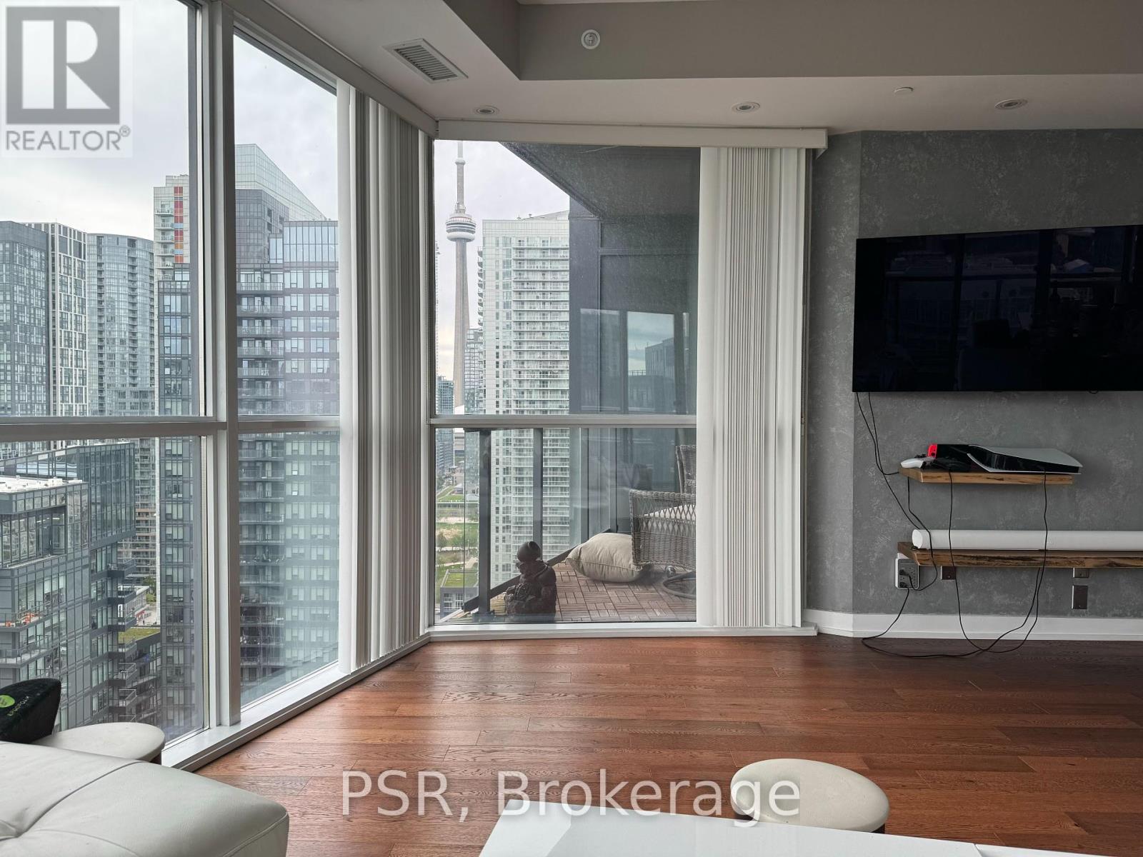 Photo 24 of 2703 20 Bruyeres Mews, Toronto ON