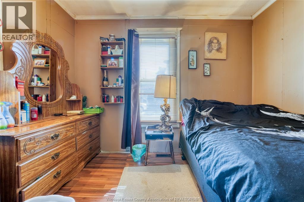 Photo 9 of 49 Maple Street, Kingsville ON