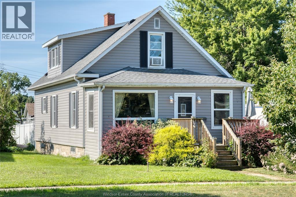 Photo 17 of 49 Maple Street, Kingsville ON