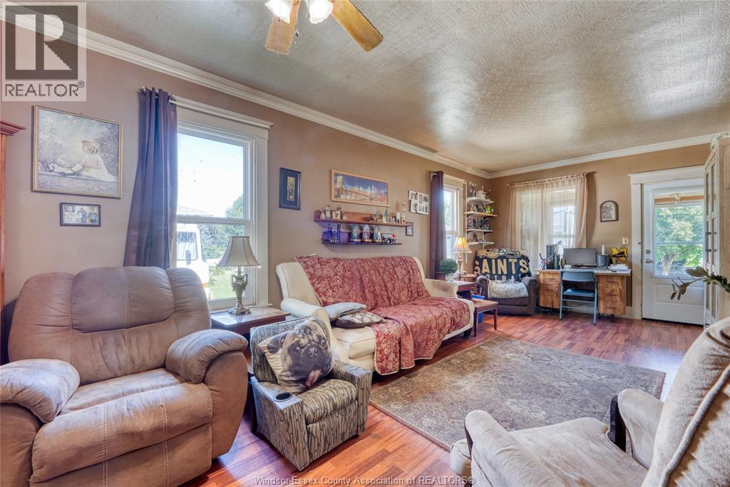 Photo 16 of 49 Maple Street, Kingsville ON