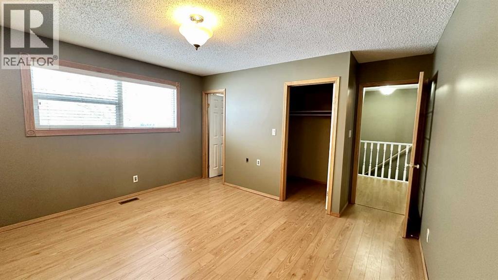 Photo 13 of 60037 Township Road 725, Clairmont AB
