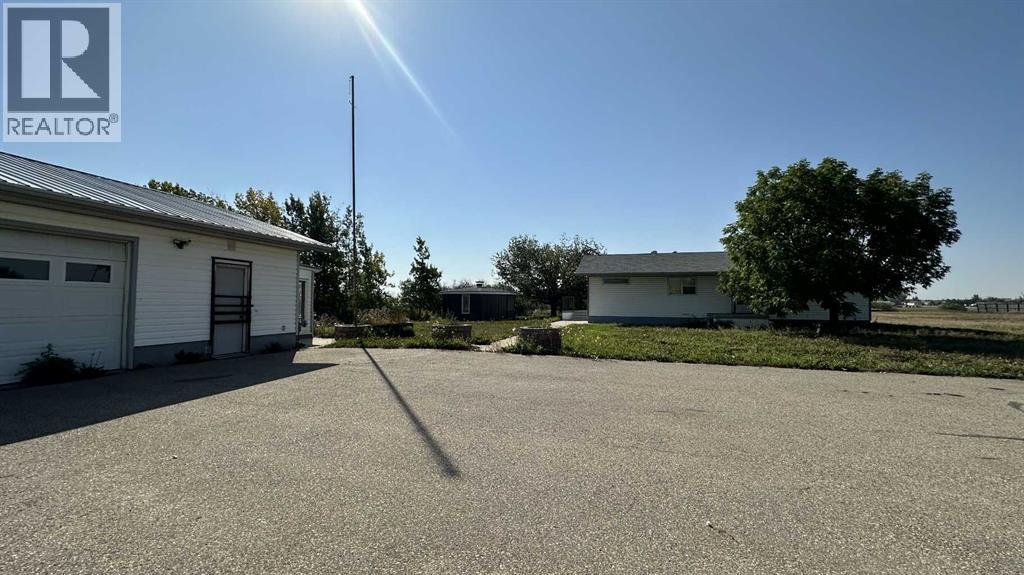 Photo 10 of 60037 Township Road 725, Clairmont AB