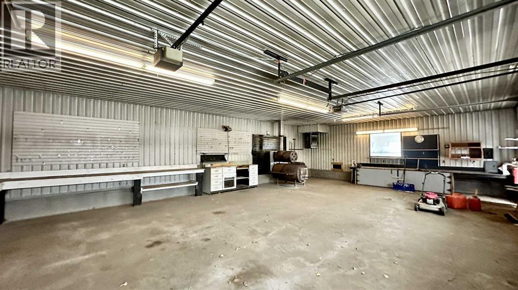 Photo 15 of 60037 Township Road 725, Clairmont AB