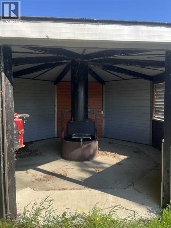 Photo 6 of 60037 Township Road 725, Clairmont AB