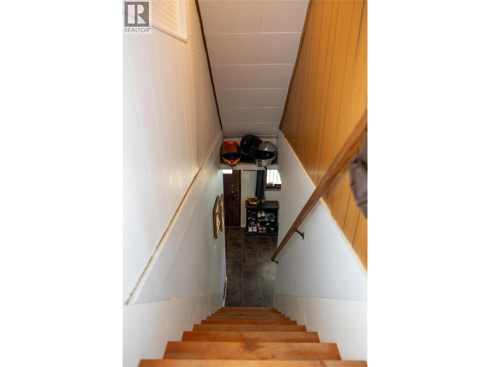 Photo 41 of 1324 Cedar Street, Nelson BC