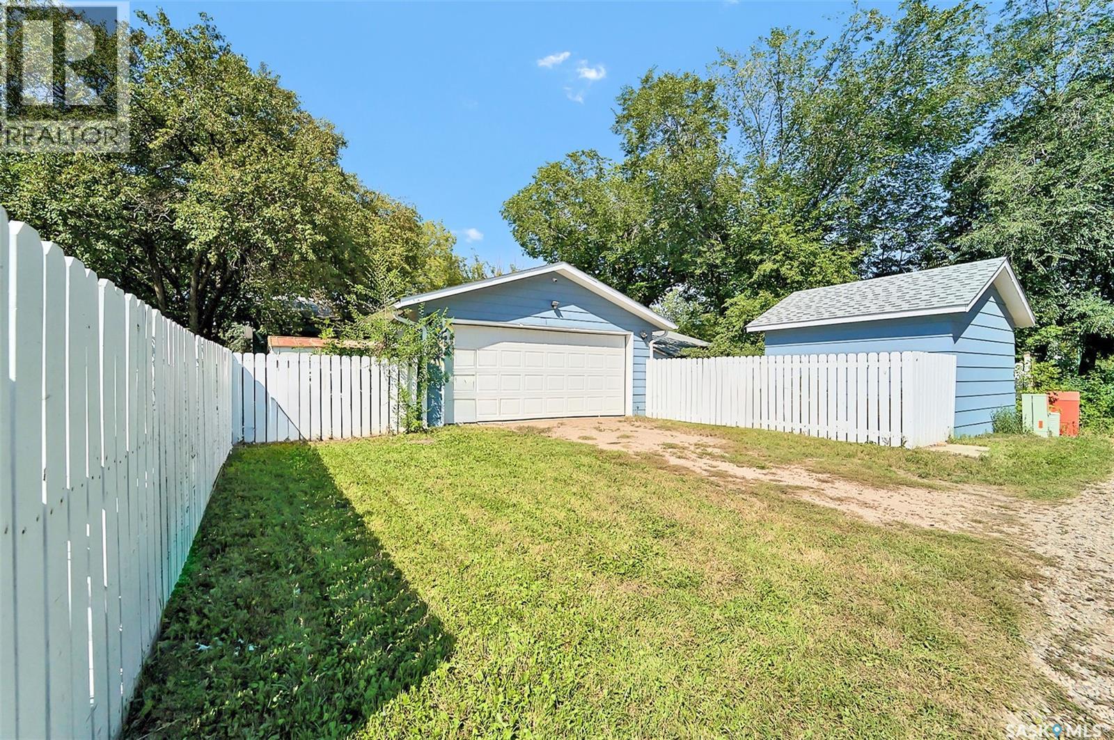 Photo 6 of 2105 Richardson Road, Saskatoon SK