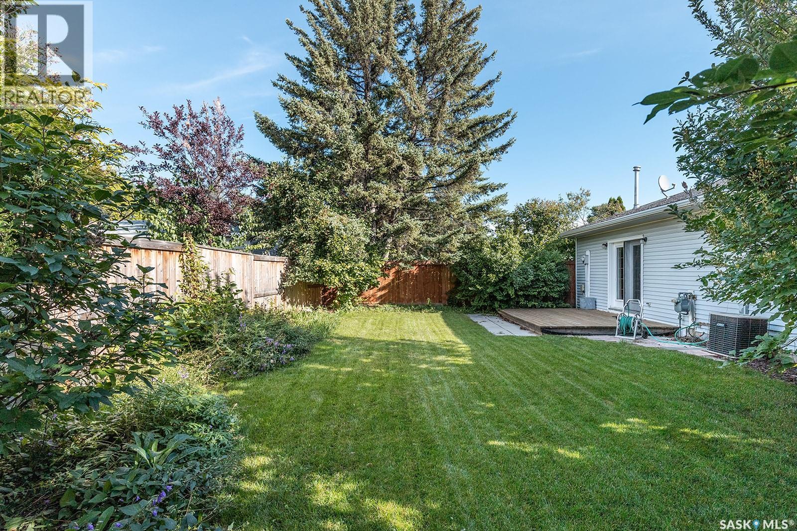 Photo 32 of 634 Nesslin Crescent, Saskatoon SK
