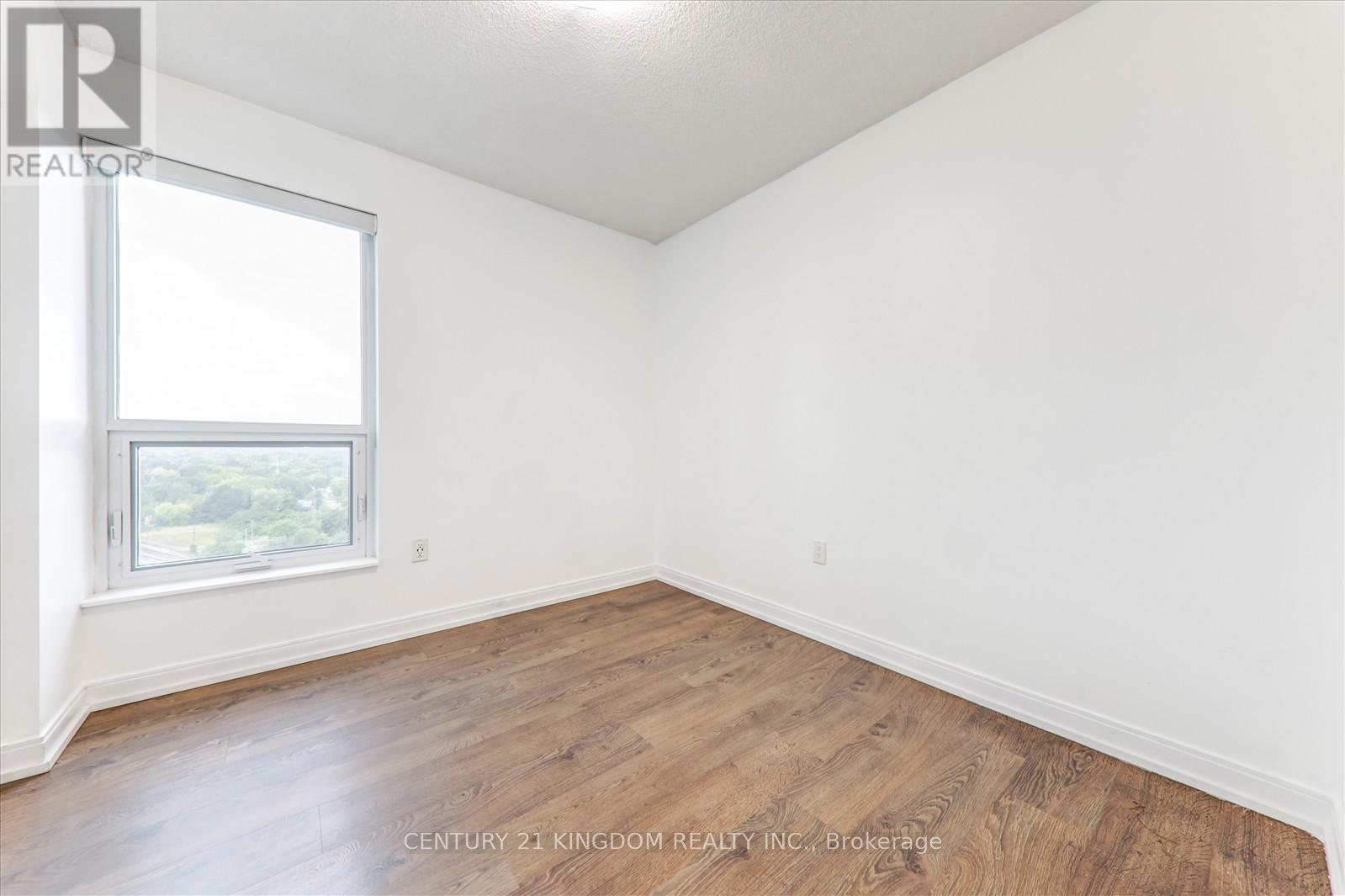 Photo 27 of 1423 275 Village Green Square, Toronto ON