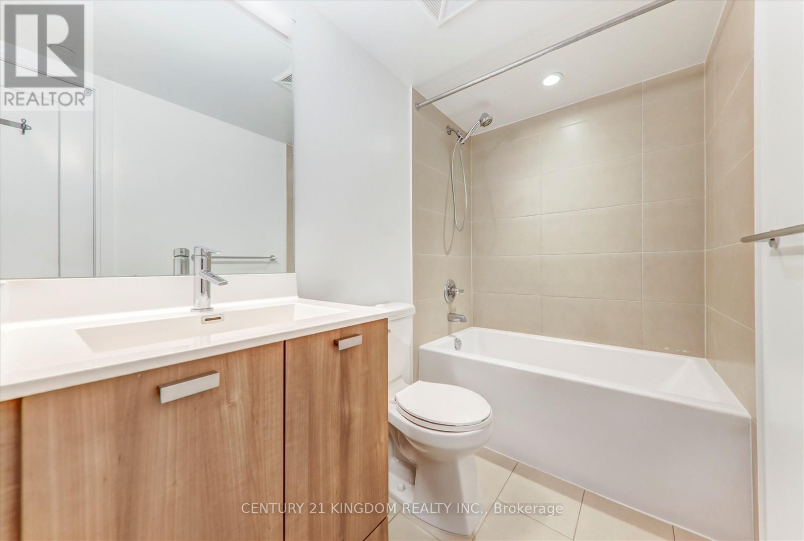 Photo 11 of 1423 275 Village Green Square, Toronto ON