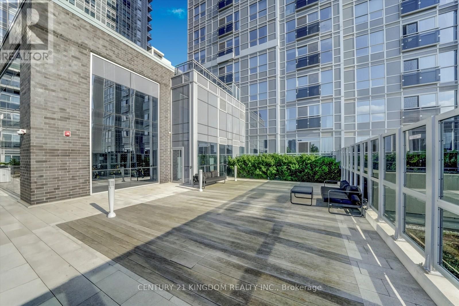 Photo 17 of 1423 275 Village Green Square, Toronto ON