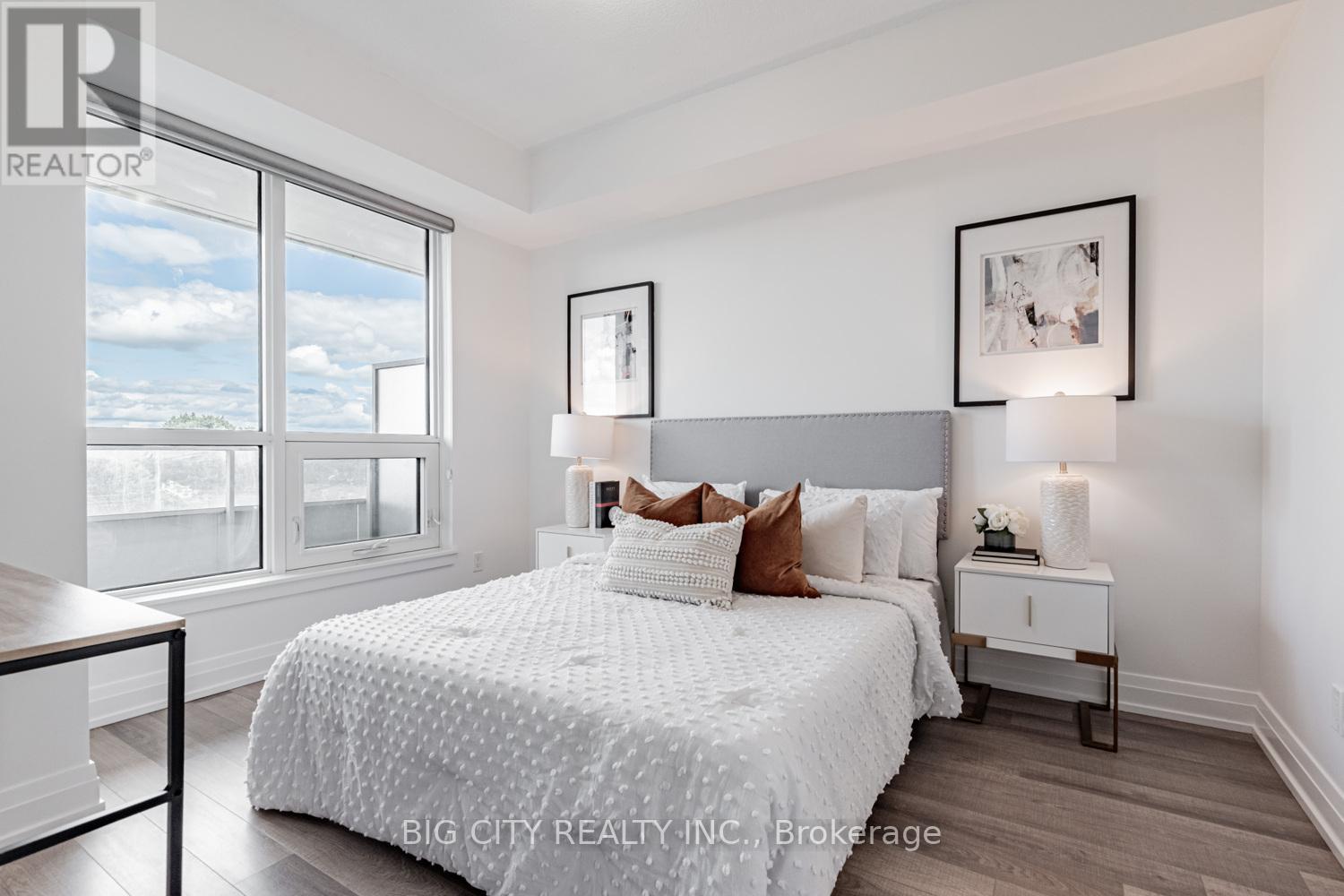 Photo 14 of 611 3121 Sheppard Avenue E, Toronto ON