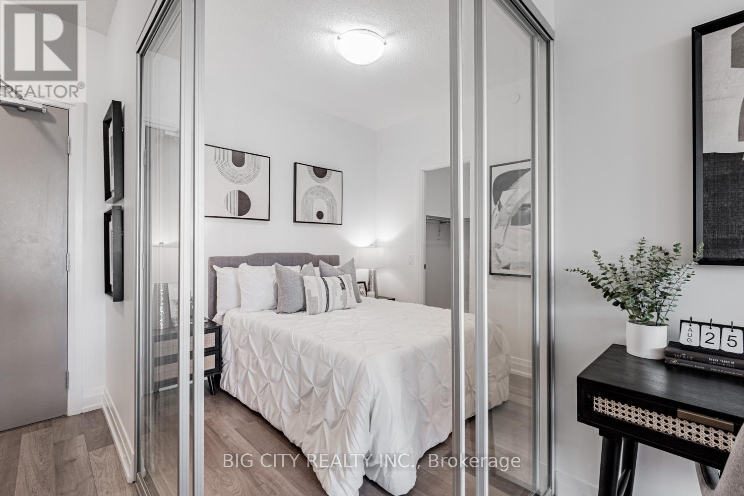 Photo 15 of 611 3121 Sheppard Avenue E, Toronto ON