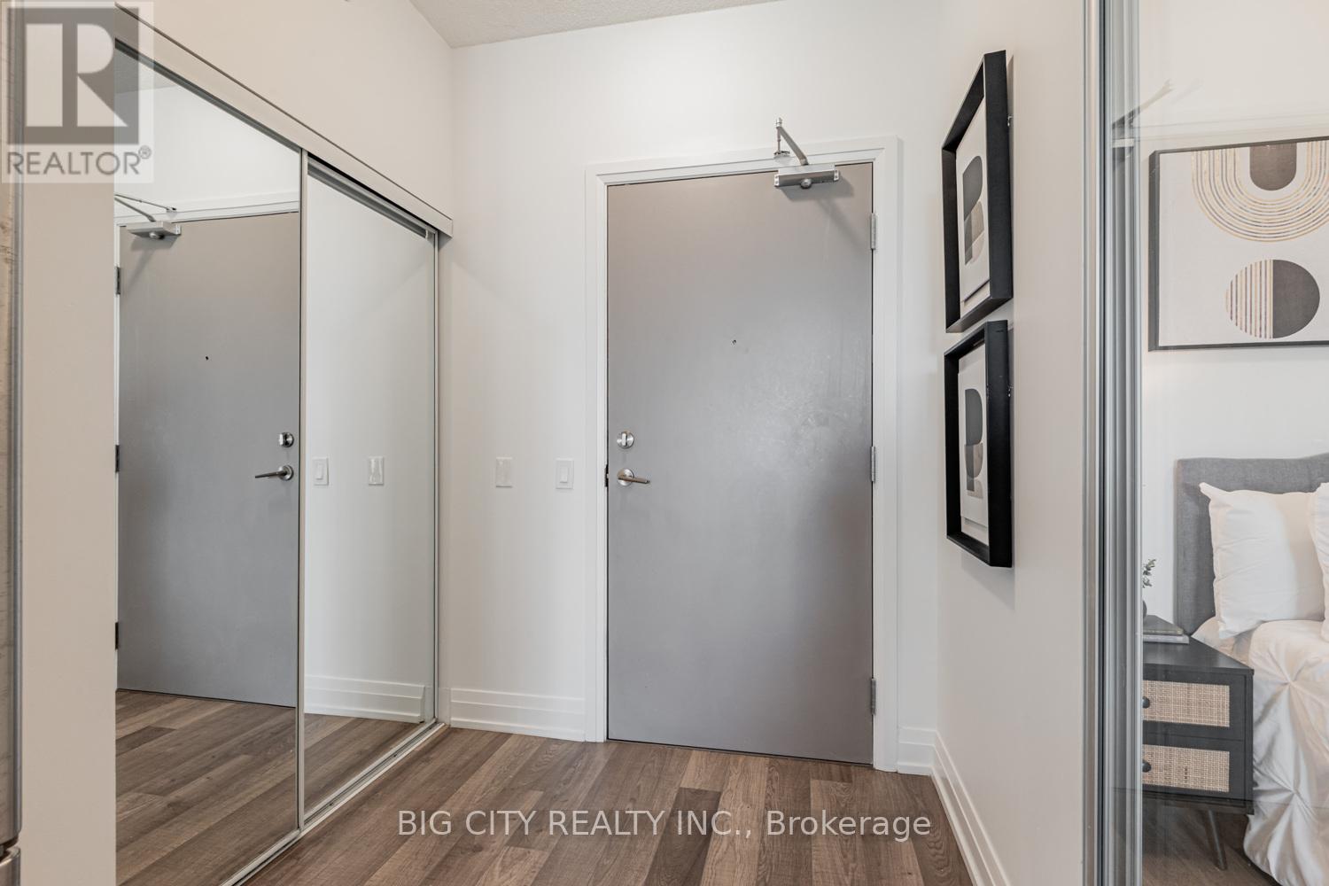 Photo 7 of 611 3121 Sheppard Avenue E, Toronto ON