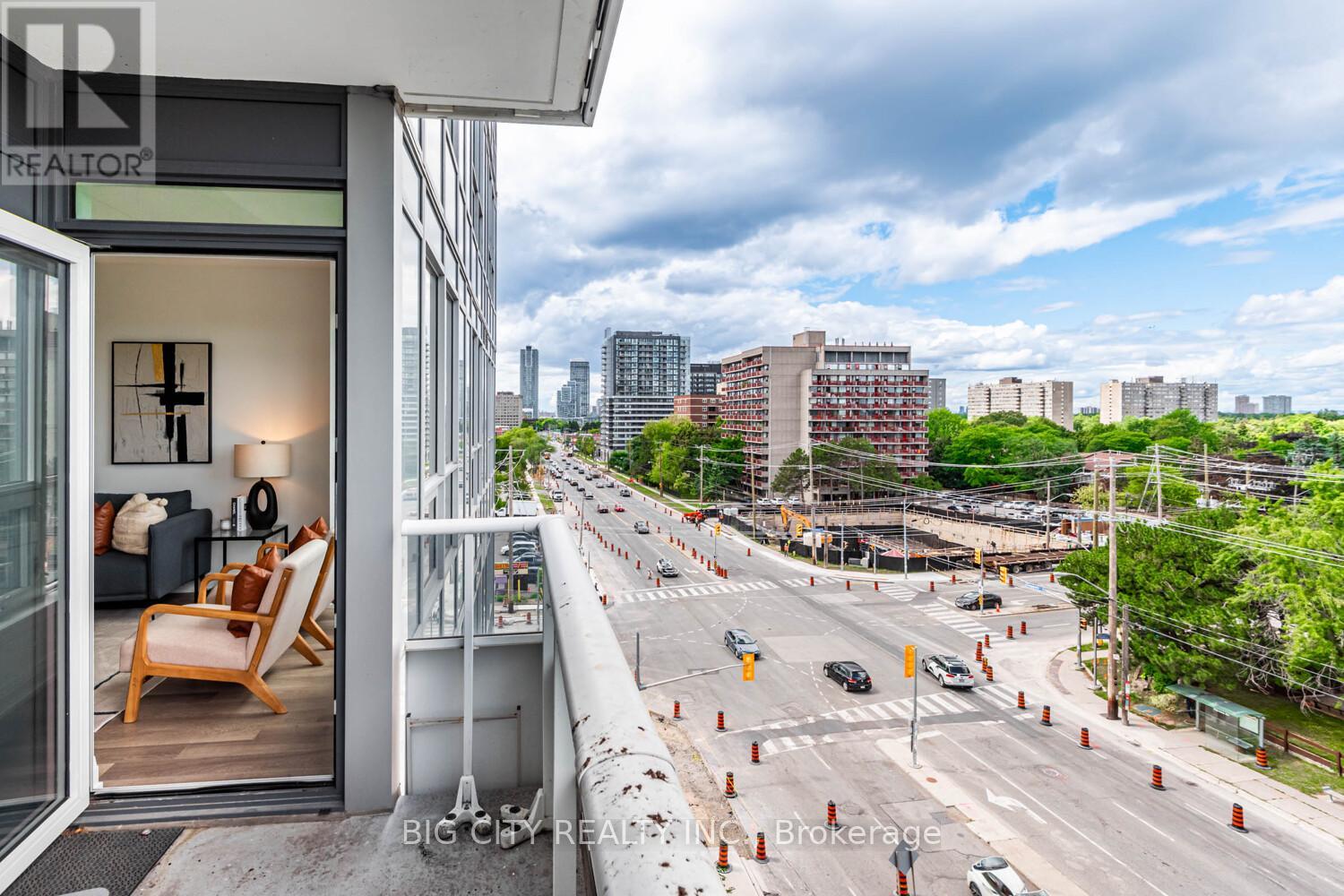 Photo 10 of 611 3121 Sheppard Avenue E, Toronto ON