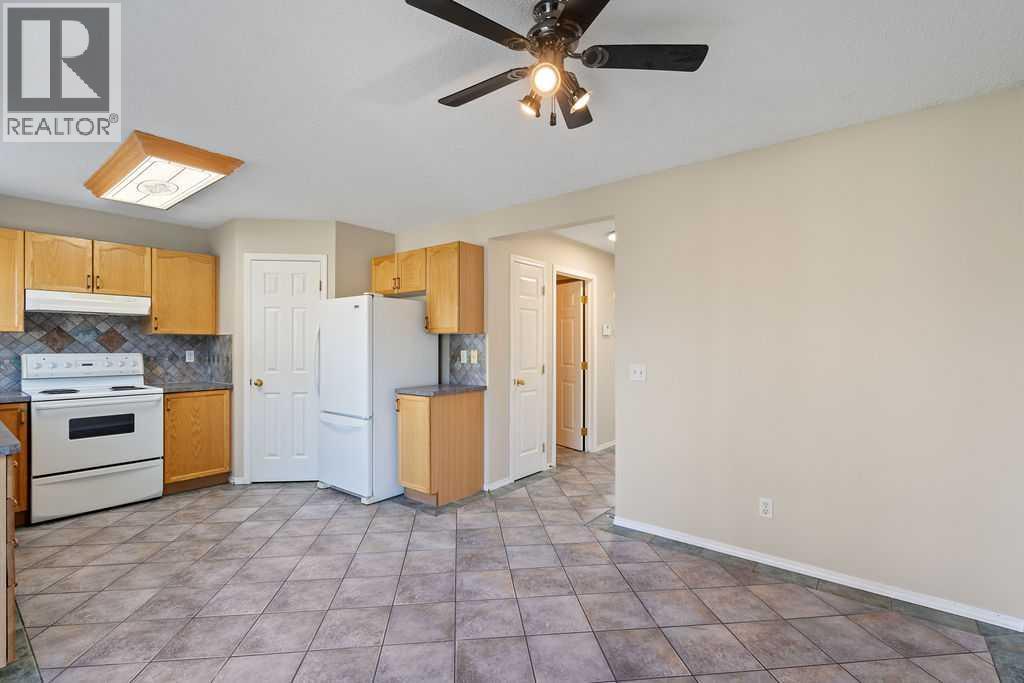 Single Family House for Sale in  Coville Gardens NE Coventry Hills Calgary 