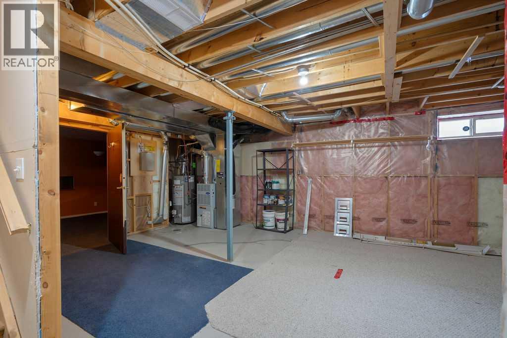 Single Family House for Sale in  Coville Gardens NE Coventry Hills Calgary 