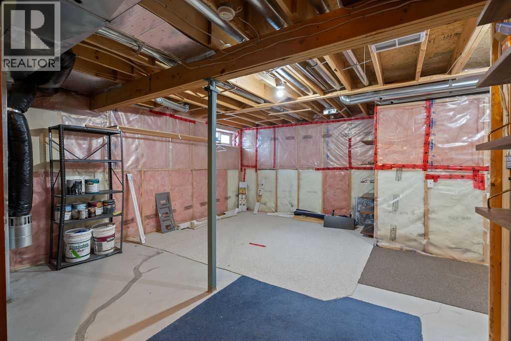 Single Family House for Sale in  Coville Gardens NE Coventry Hills Calgary 