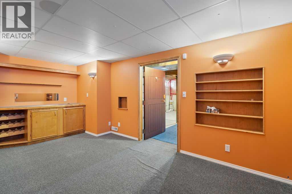 Single Family House for Sale in  Coville Gardens NE Coventry Hills Calgary 