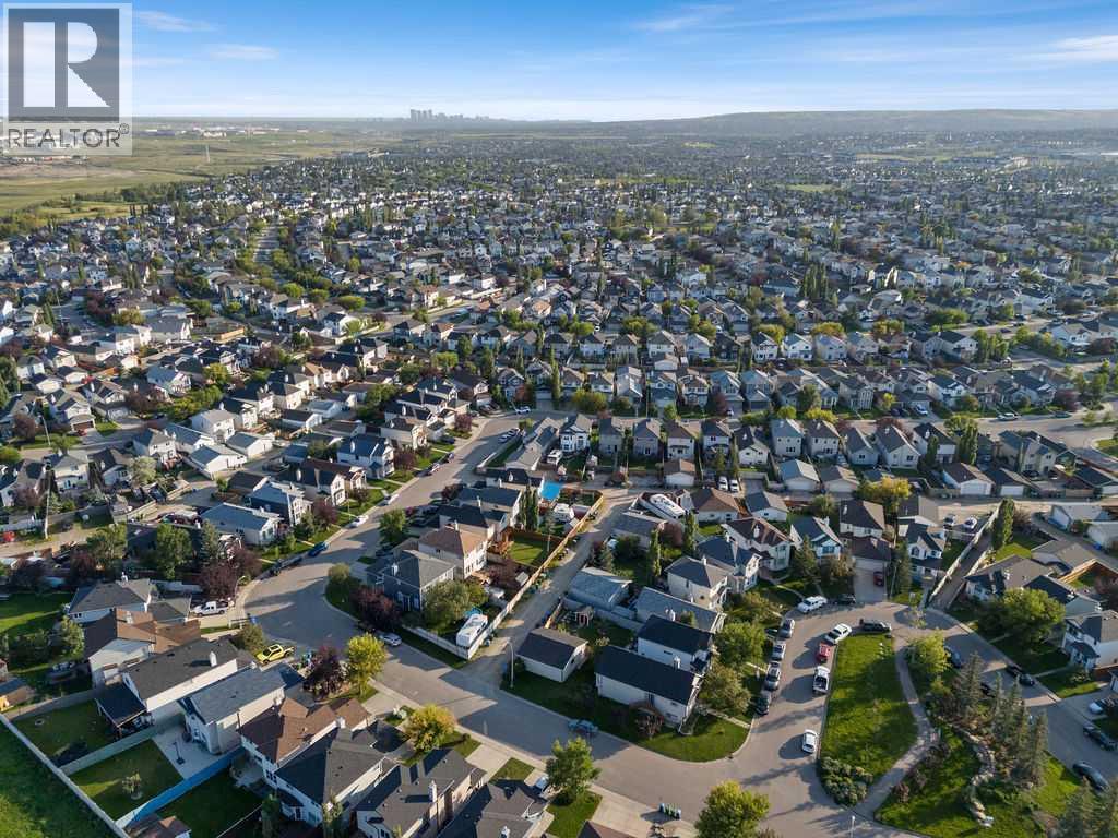 Single Family House for Sale in  Coville Gardens NE Coventry Hills Calgary 