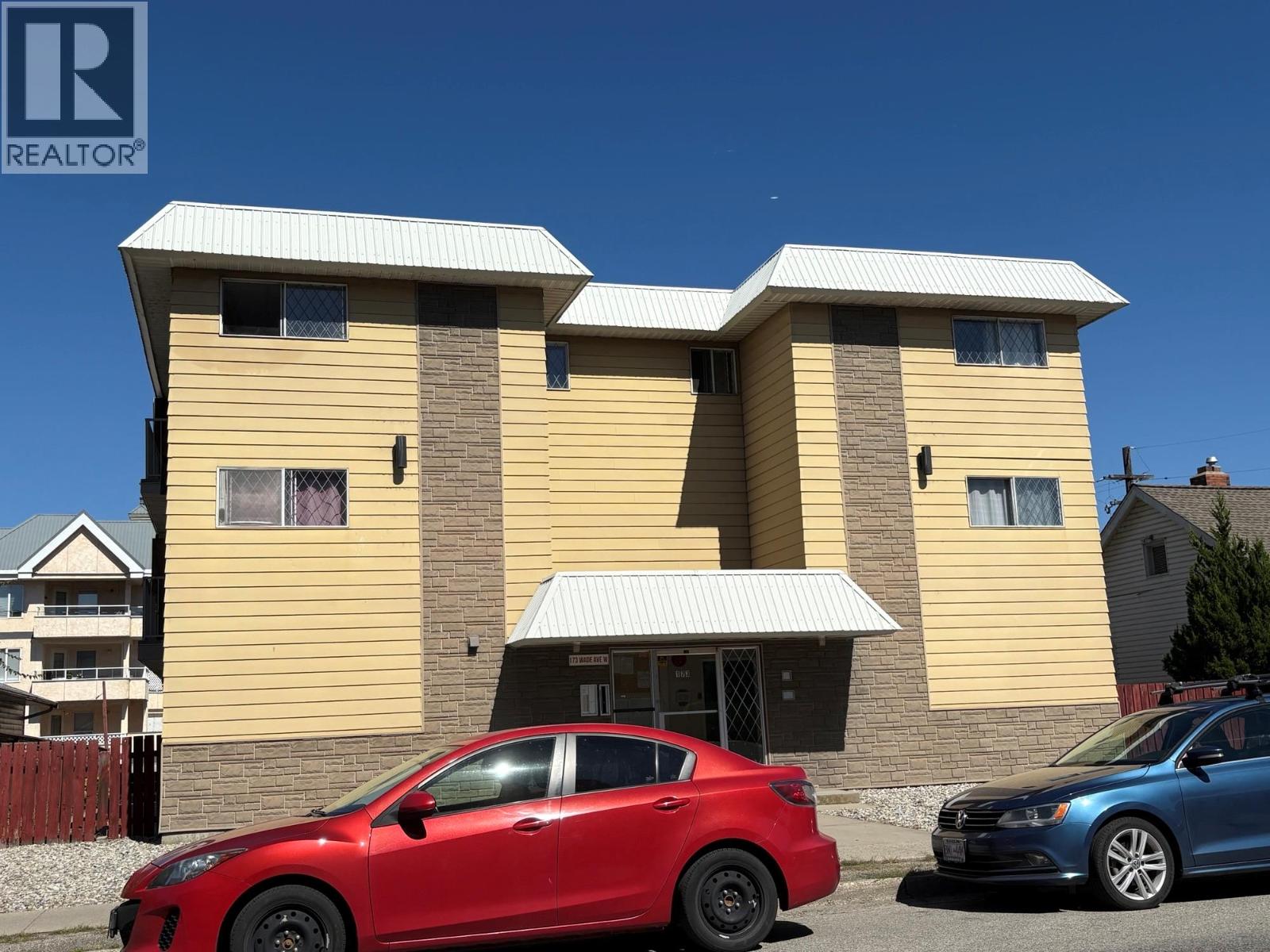 173 Wade Avenue West, Penticton
