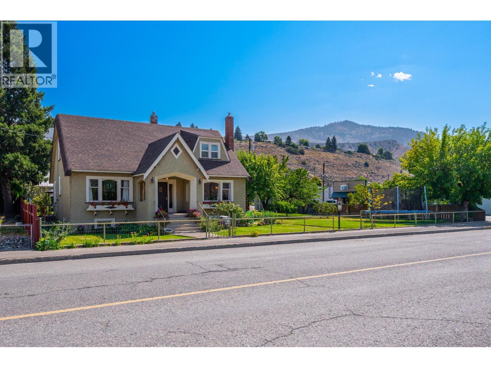 210 Brink Street, Ashcroft