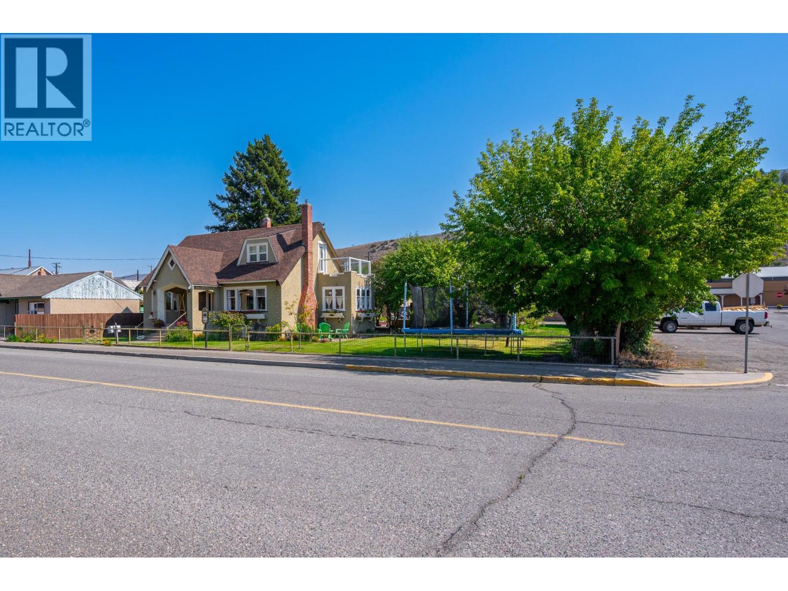 210 Brink Street, Ashcroft