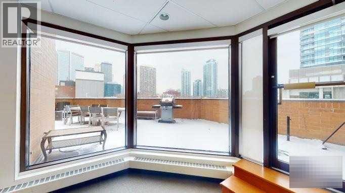 Photo 13 of 277 1100 8 Avenue Sw, Calgary AB