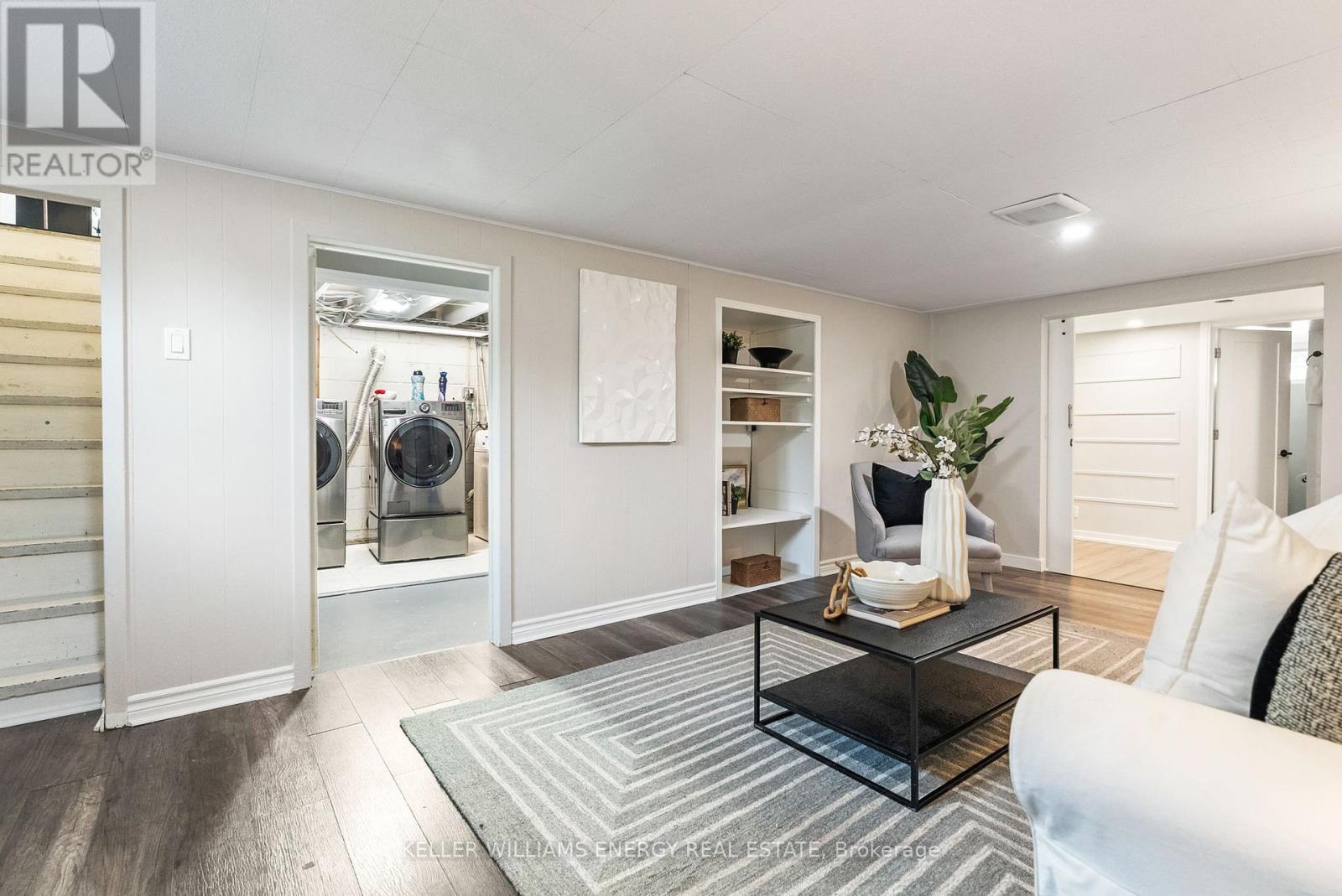 Photo 20 of 28 Admiral Road, Ajax ON