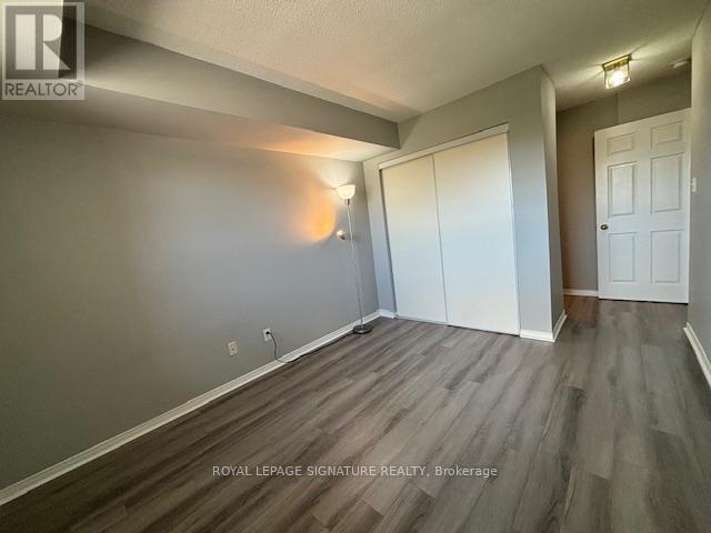 Photo 11 of 407 32 Tannery Street, Mississauga ON