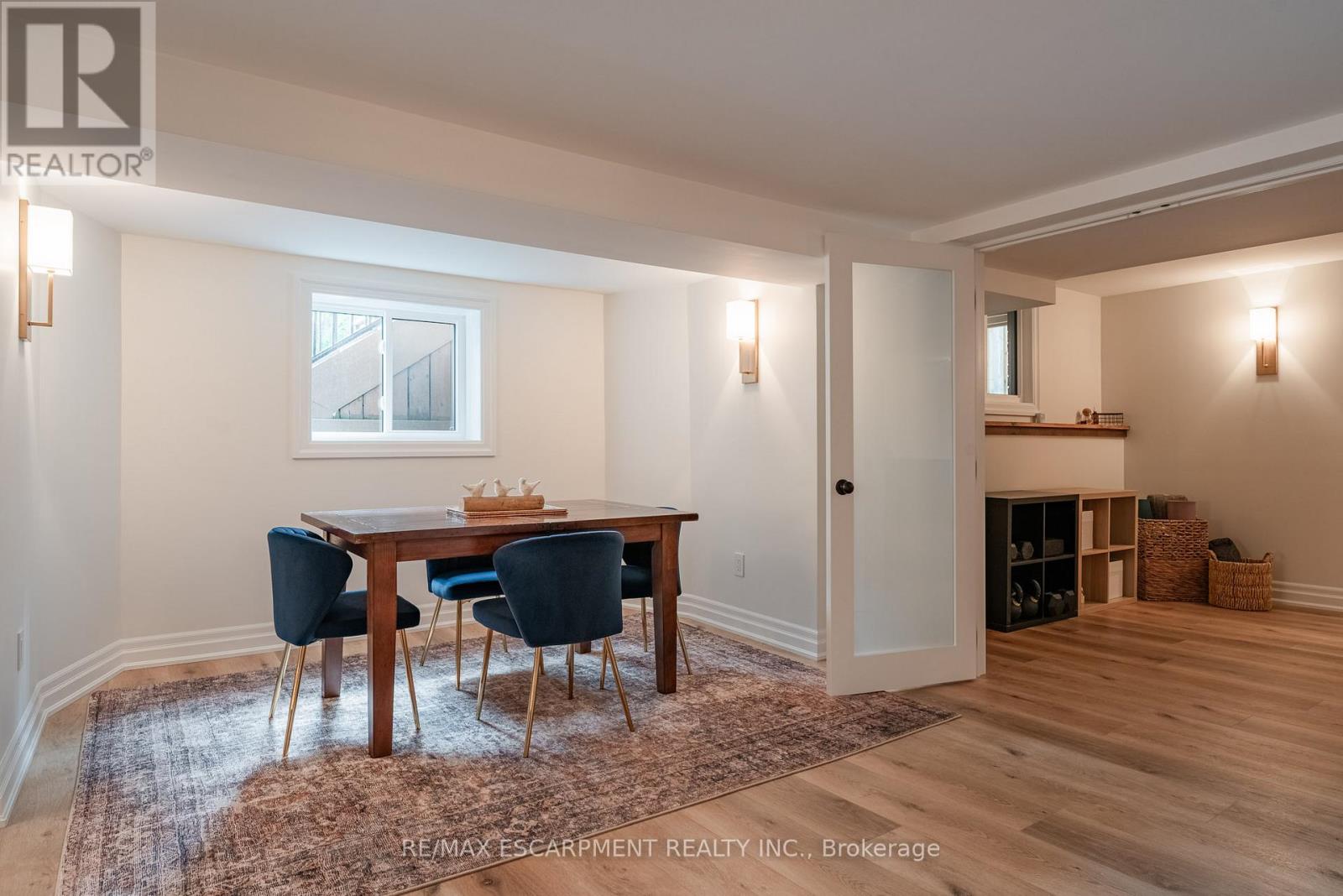Photo 32 of 2130 Winding Way, Burlington ON