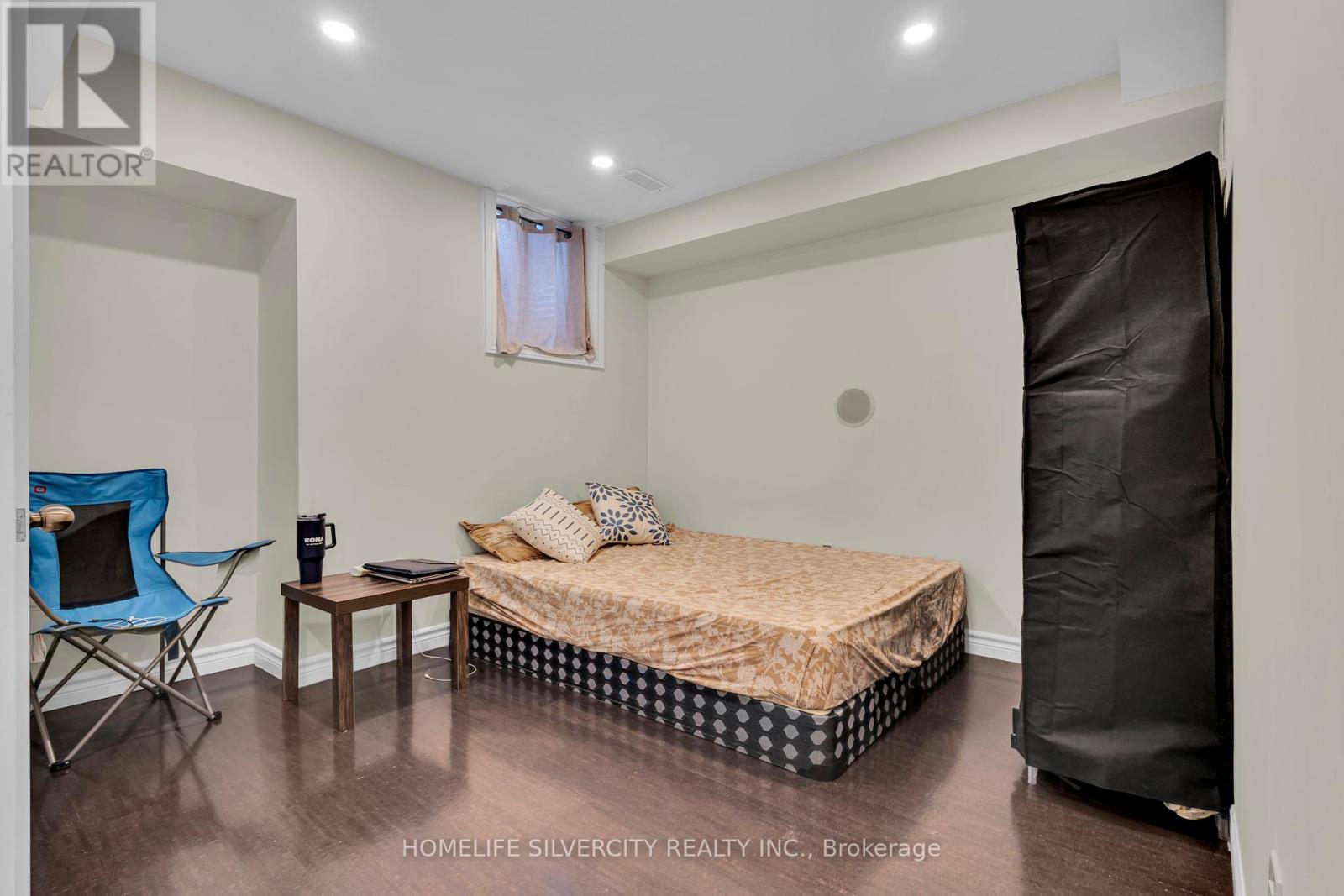Photo 22 of 38 George Robinson Drive, Brampton ON