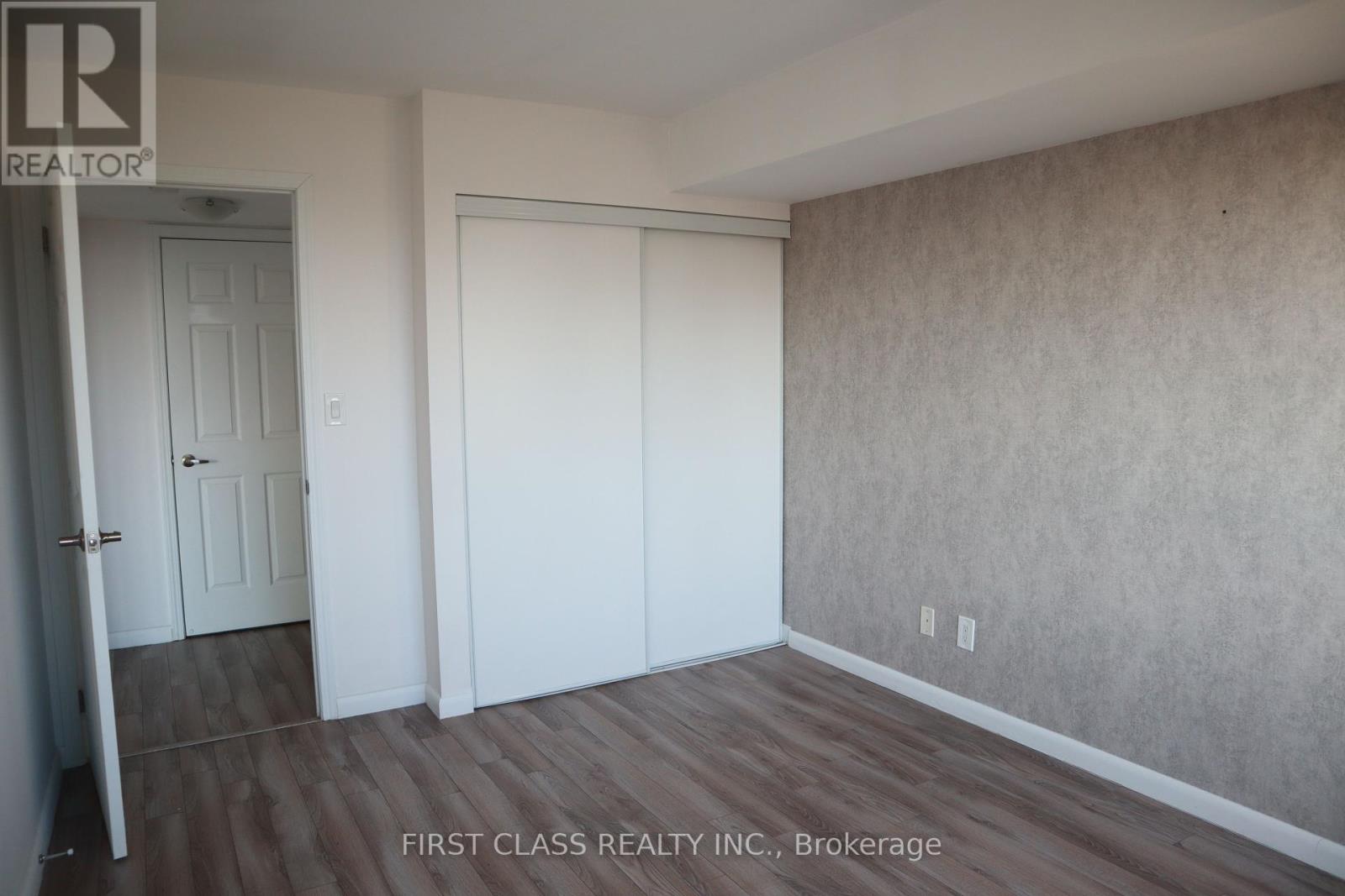 Photo 45 of 2805 208 Enfield Place, Mississauga ON